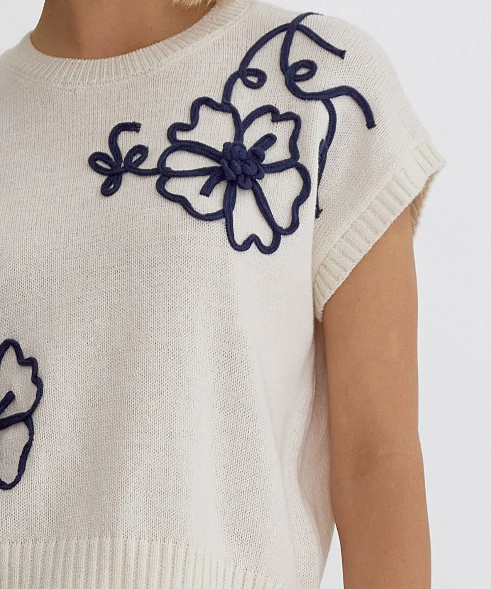 Floral Embroidery Sweater Top - Ivory