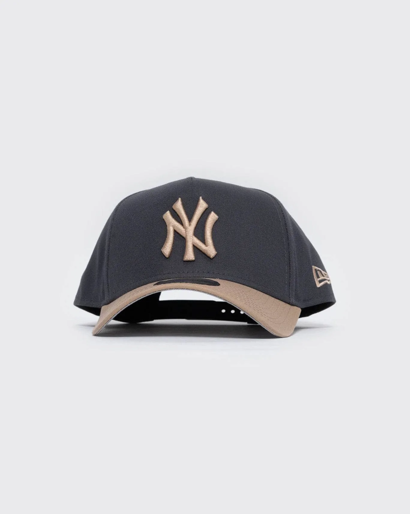 New Era 940 A-Frame New York Yankees Midnight Desert Adjustable Hat