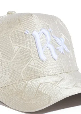 Reference LUXE Hat (SILVER GEOMETRIC)