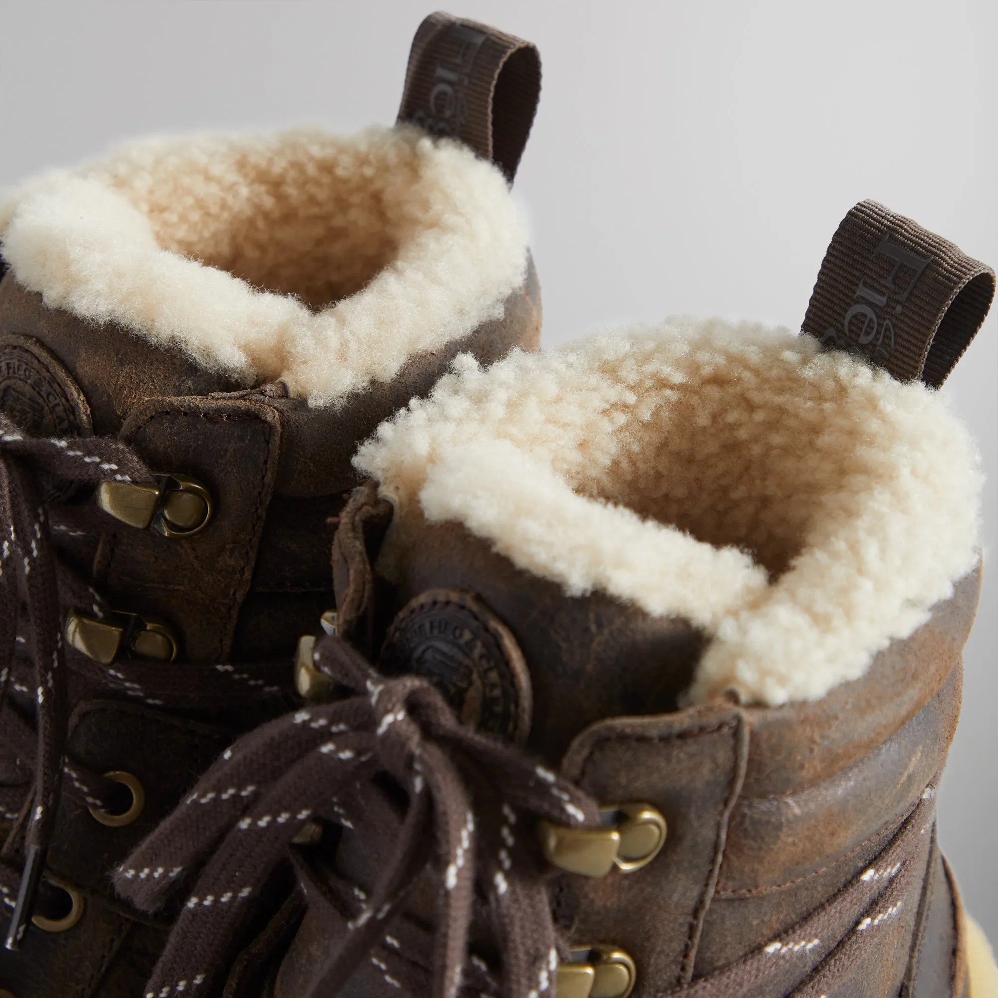 Ronnie Fieg x Clarks Originals 8th Street Rushden Boot - Luxurious Chocolate Brown Shearling